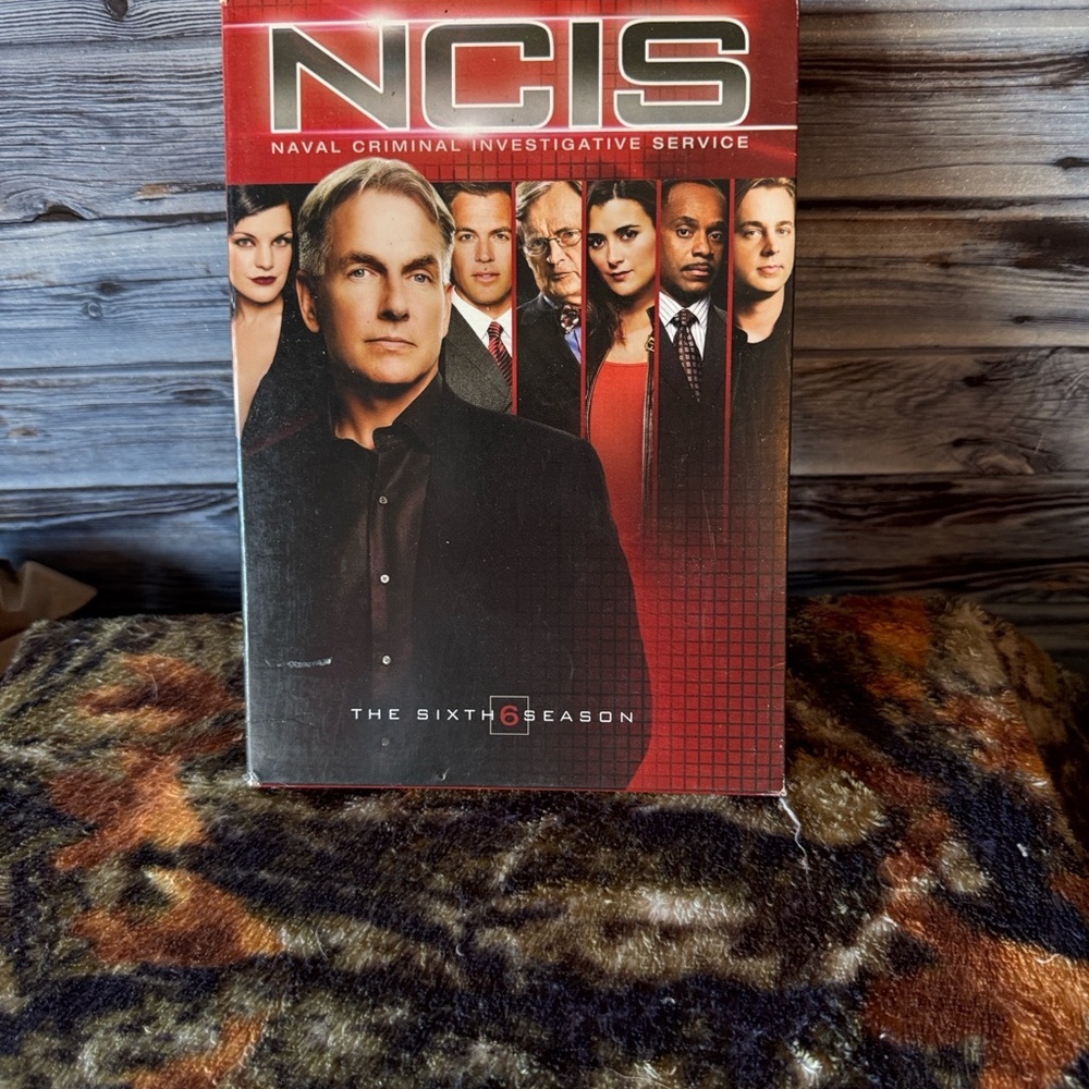 ★ NCIS Season 6 DVD Box Set Naval Criminal Investigative Service